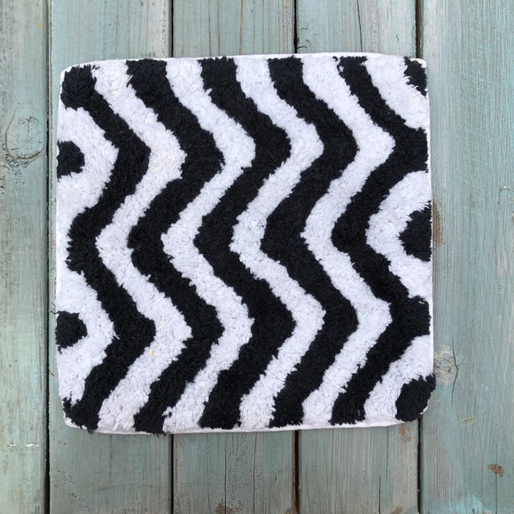 Locker Organizer and Accessories  - Pottery Barn Teen & Various Mix  (NEW) - Picture 4 of 15